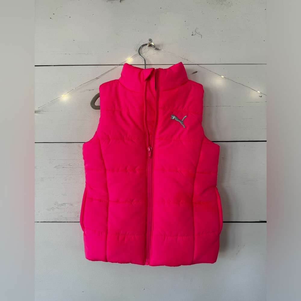 Girls Puma Bright Neon Pink Puffer Vest XXS 3/4